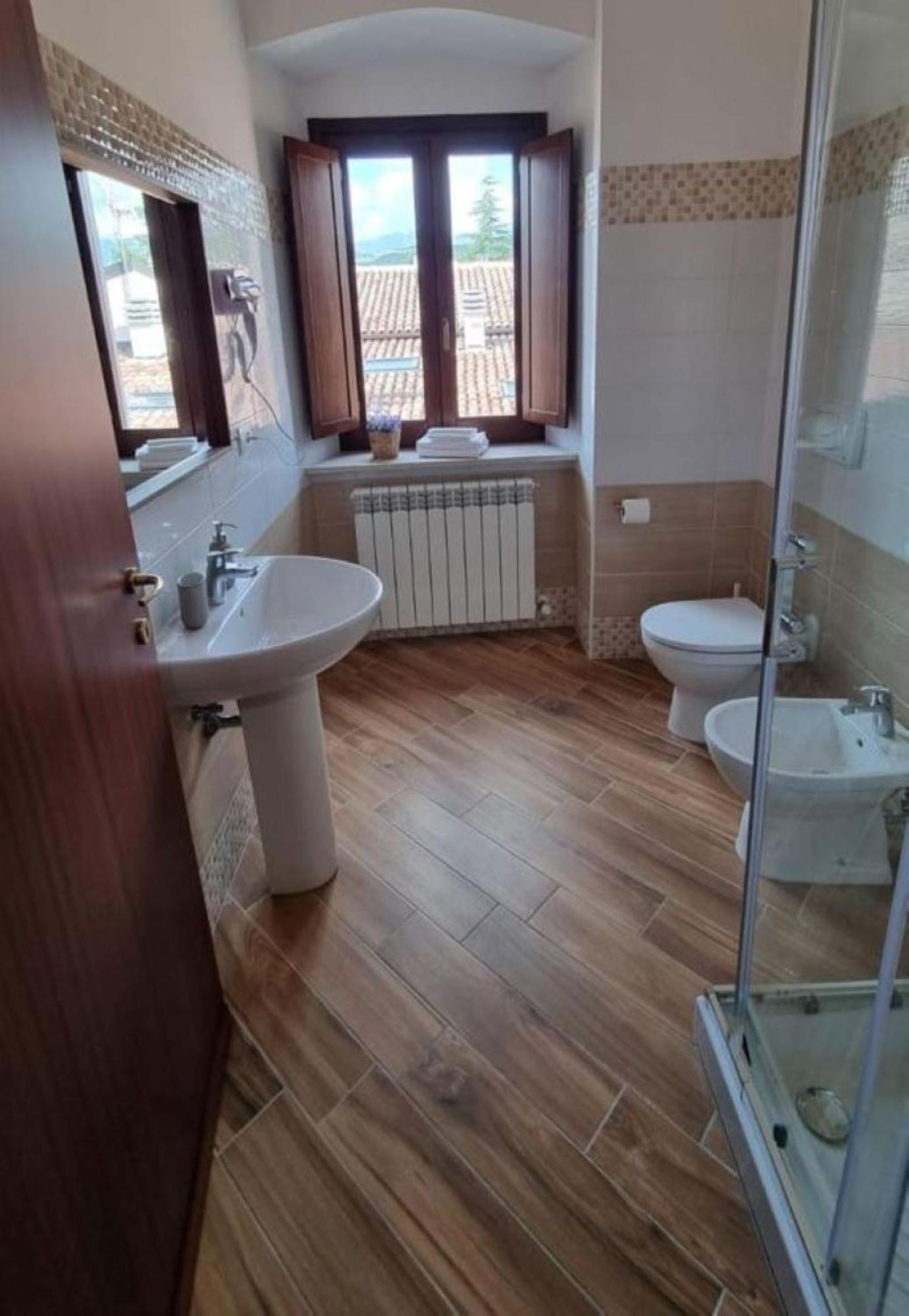 Antica Dimora San Crisante - Centro Storico Apartment LʼAquila Exterior foto